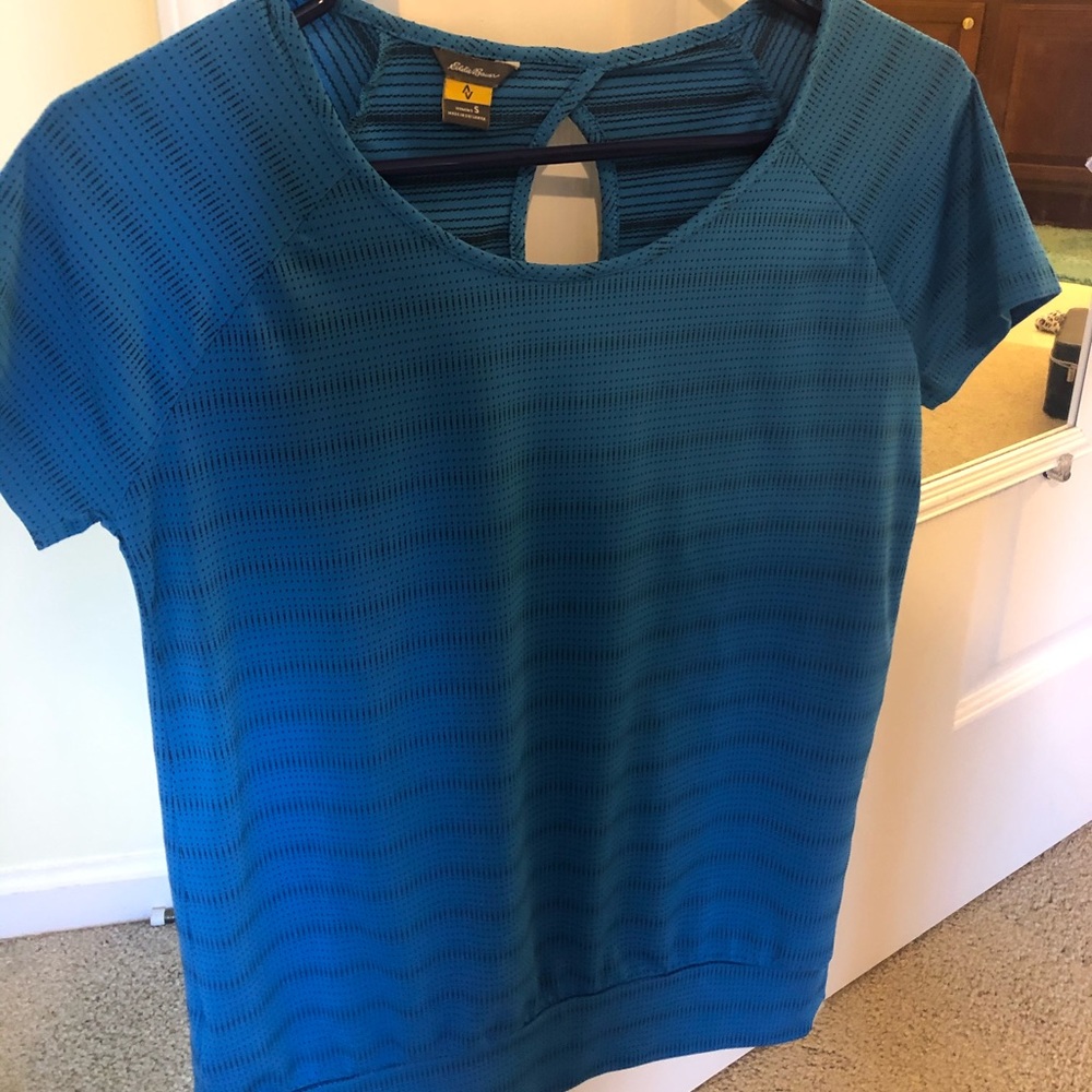 Eddie Bauer Athletic Keyhole Top